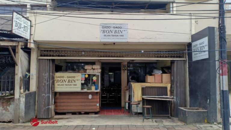 Knives Out - 2025-07-15T232109.973